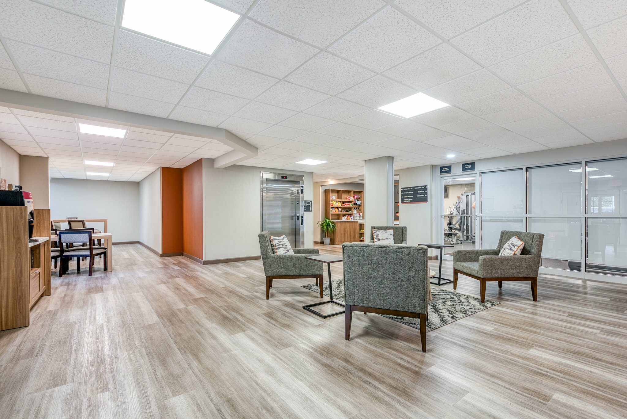 Фото Candlewood Suites Bordentown-Trenton by Ihg