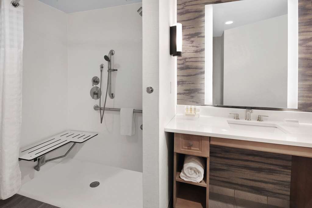 Фото Homewood Suites by Hilton Providence Downtown