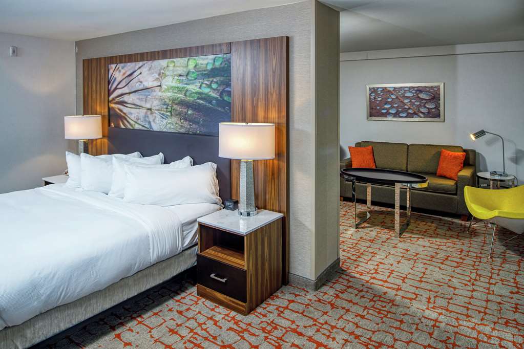 Фото DoubleTree by Hilton Appleton