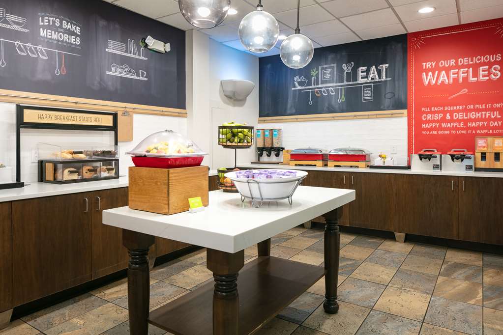 Фото Hampton Inn Council Bluffs
