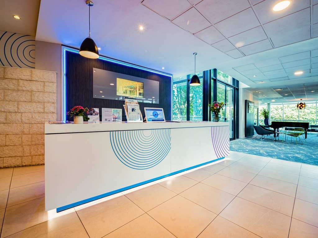 Фото Novotel London West