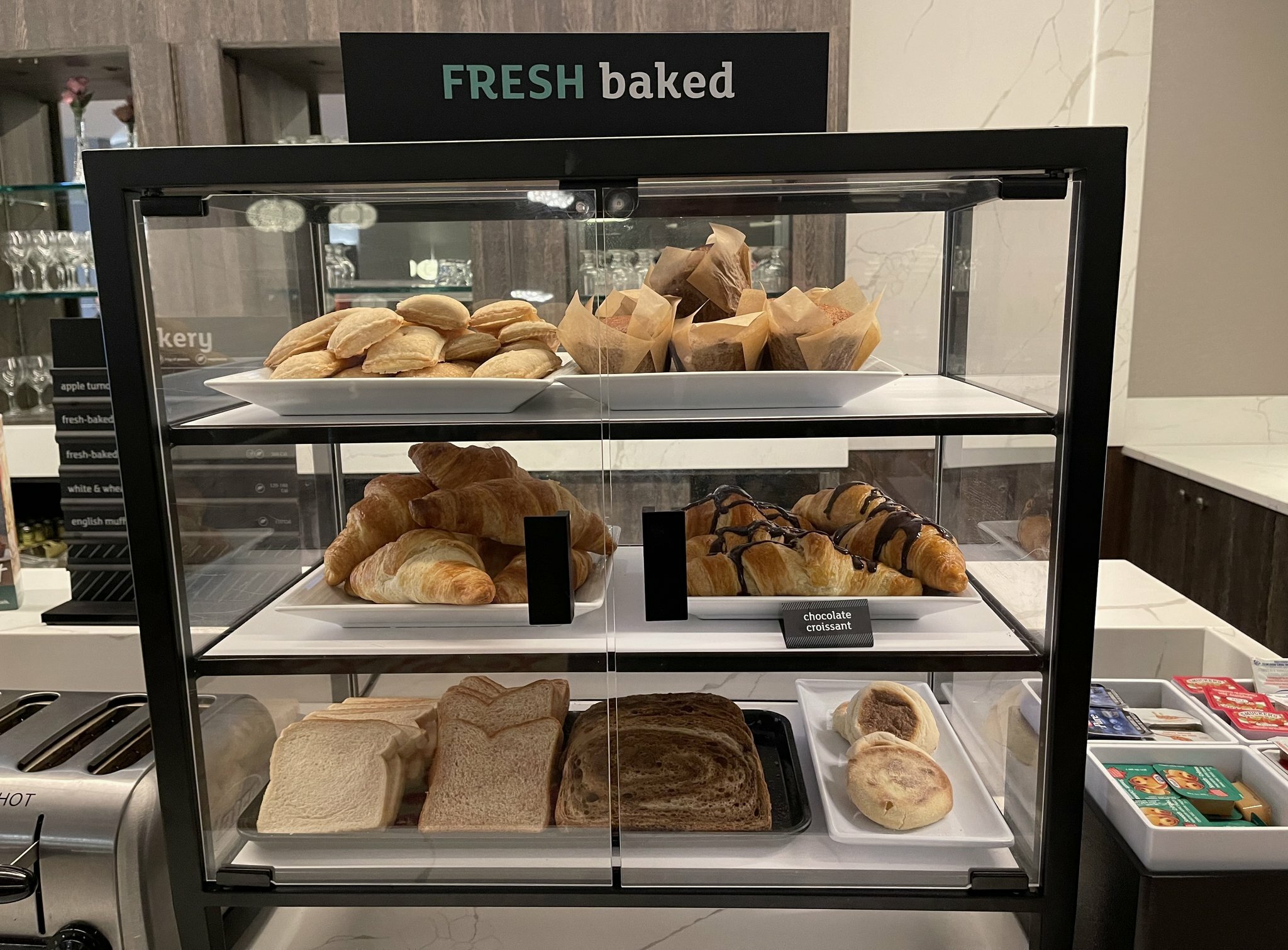 Фото Holiday Inn Winnipeg-South by ihg