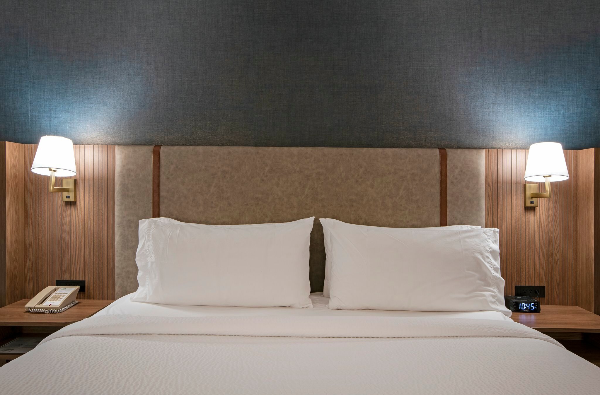 Фото Holiday Inn Hotel and Suites-Kamloops