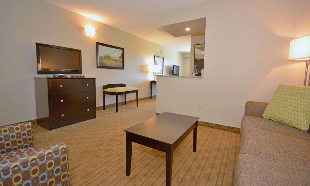 Фото Best Western Pembroke Inn & Conference Centre