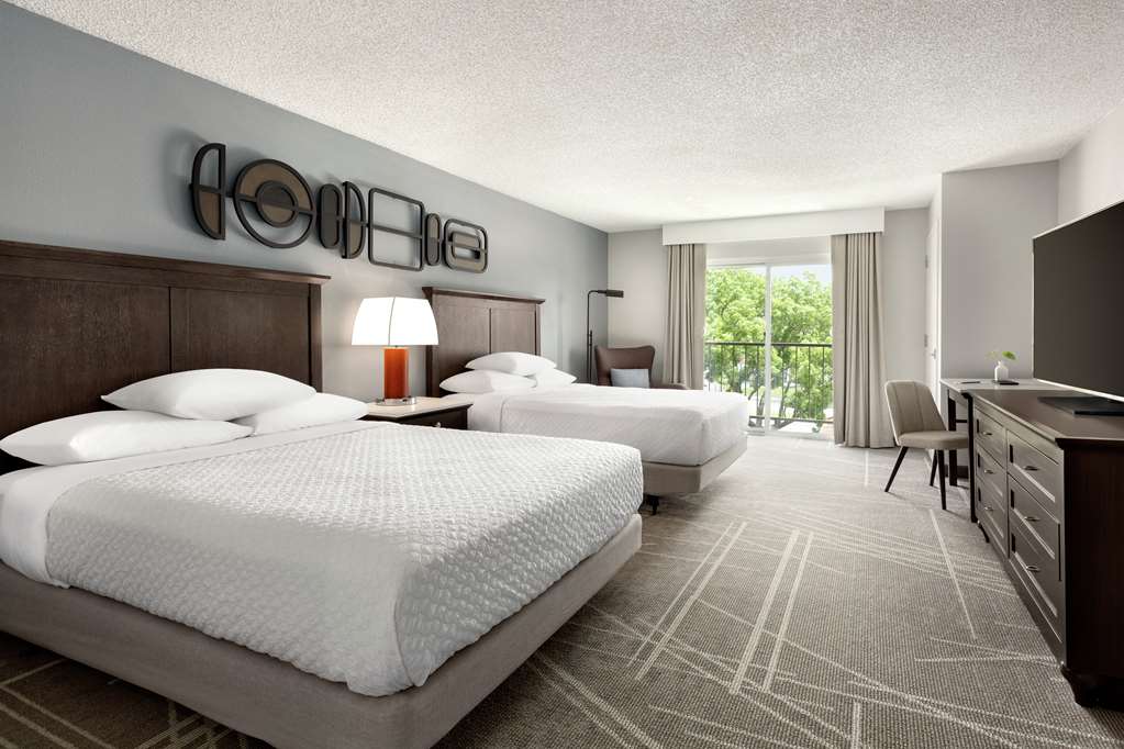 Фото Embassy Suites by Hilton Milpitas Silicon Valley