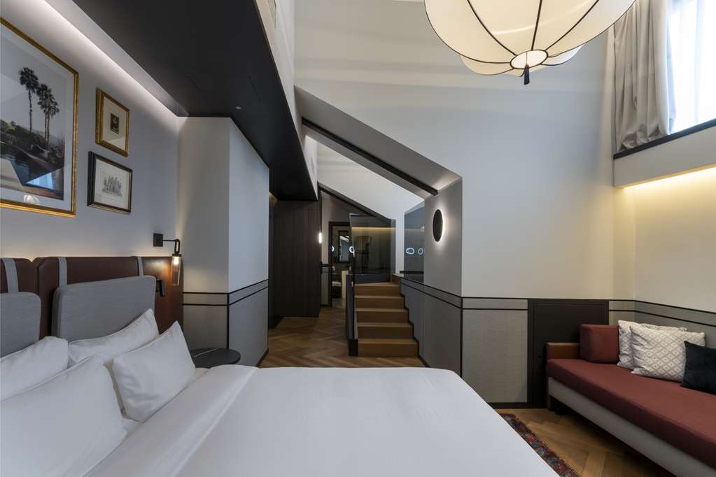 Фото Palazzo Touring Club Milan, A Radisson Collection Hotel