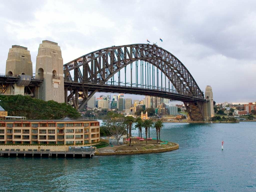 Фото The Sydney Boulevard Hotel