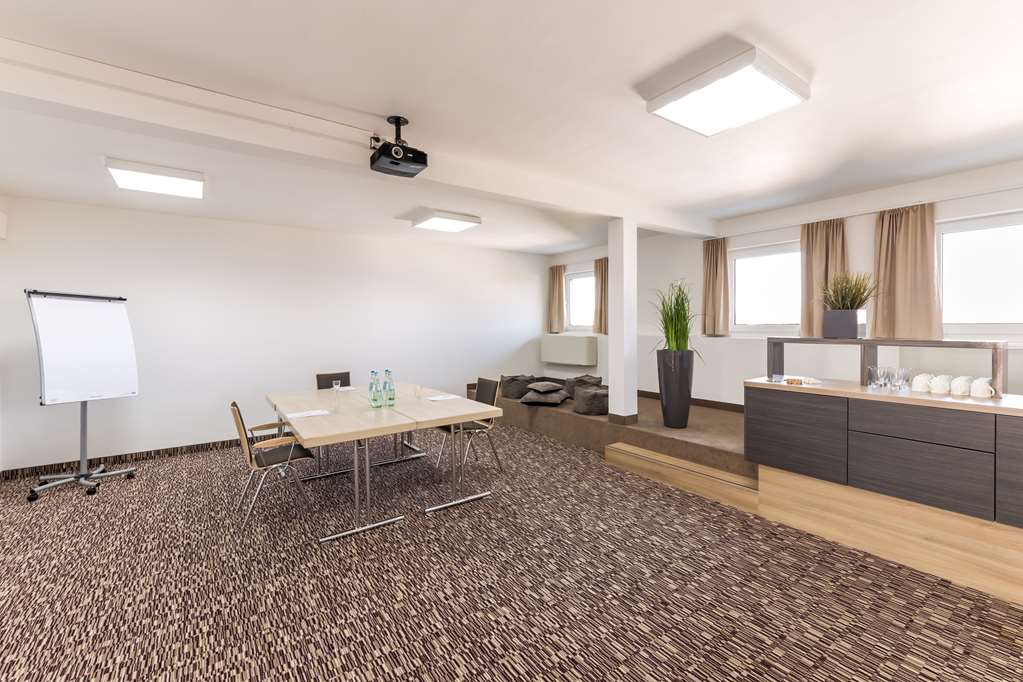 Фото Park Inn by Radisson Göttingen