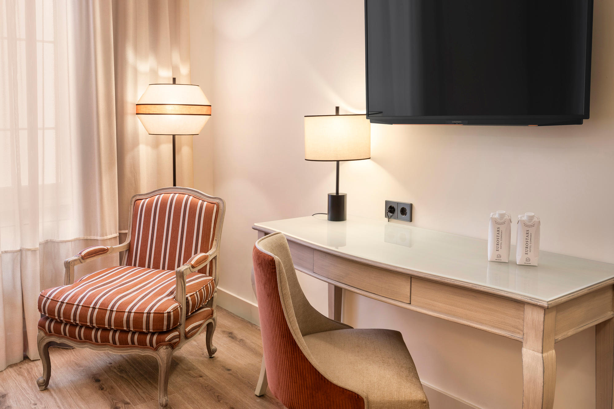 Фото Eurostars Sevilla Boutique