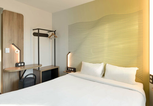 Гостиница B And B Hotel Paris Meudon Velizy в Медоне