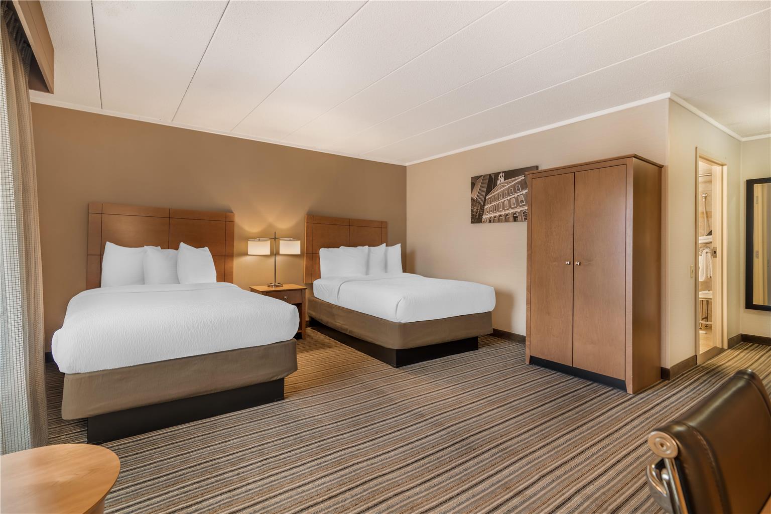 Фото Best Western Plus Waltham Boston