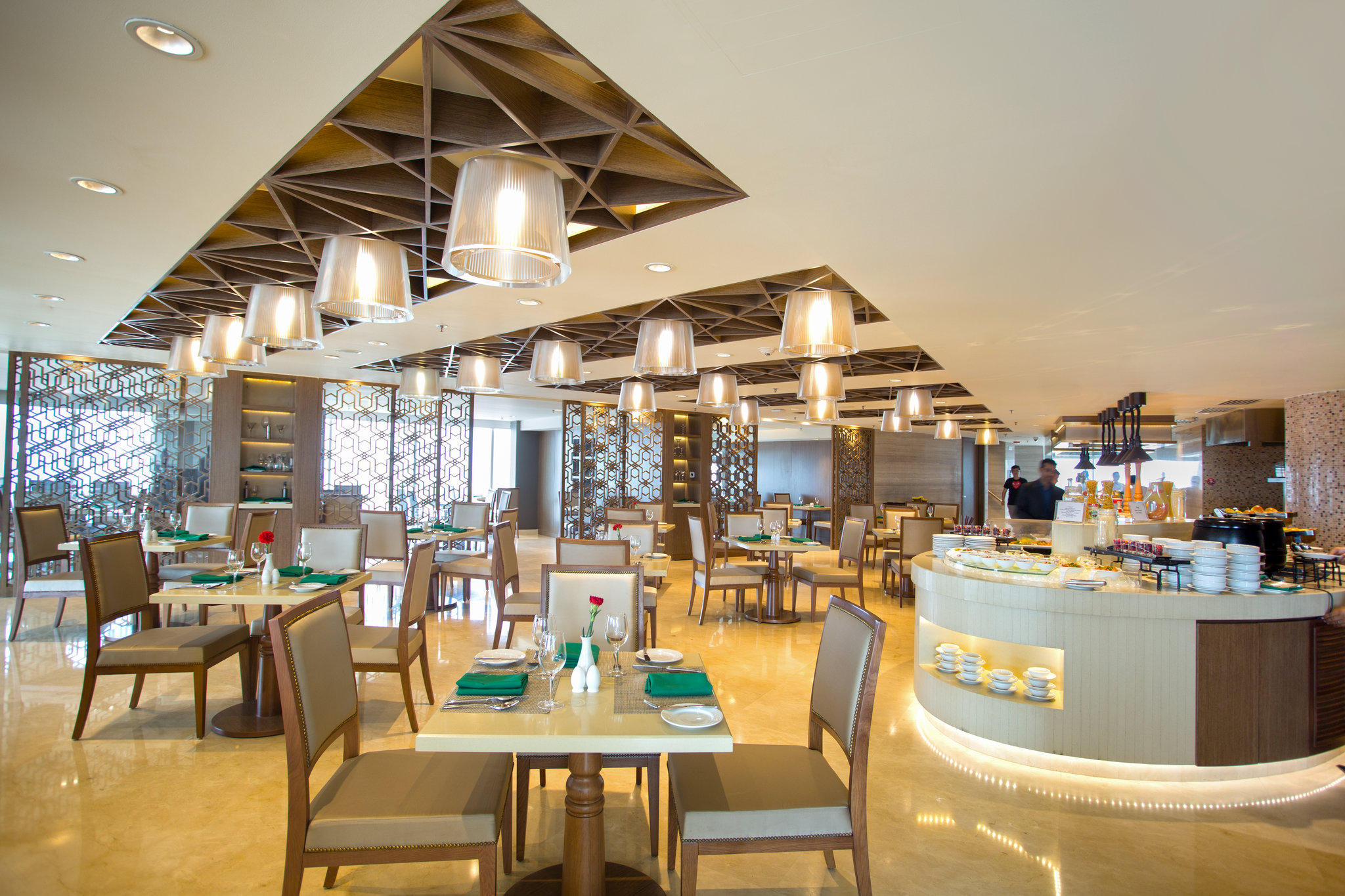 Фото Crowne Plaza Dhaka Gulshan by IHG Hotel