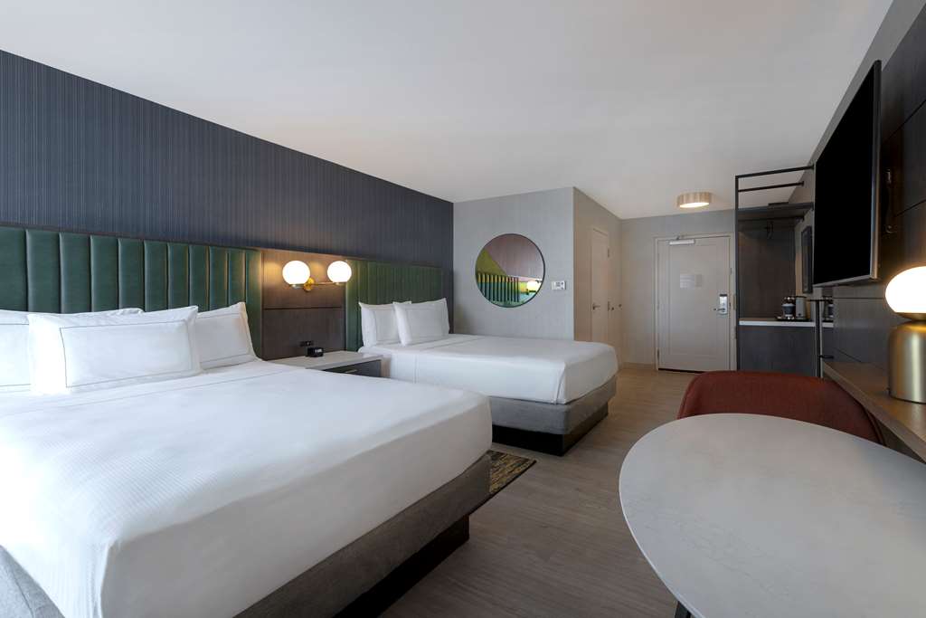 Фото DoubleTree by Hilton Palmdale, Ca