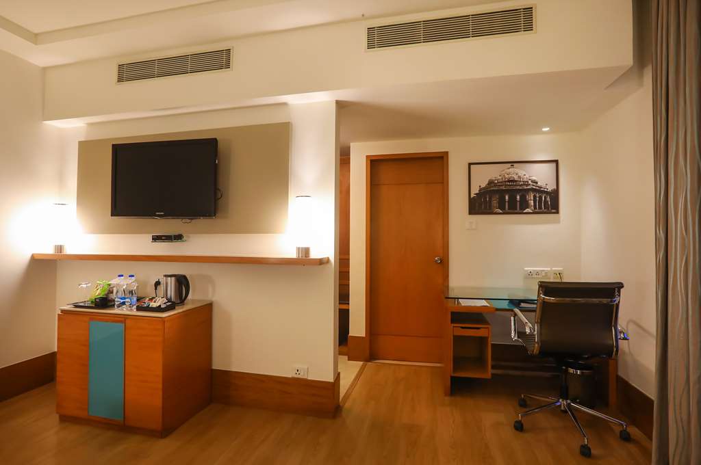 Фото Radisson Blu Hotel Chennai City Centre