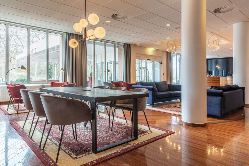 Фото Radisson Blu Hotel, Karlsruhe