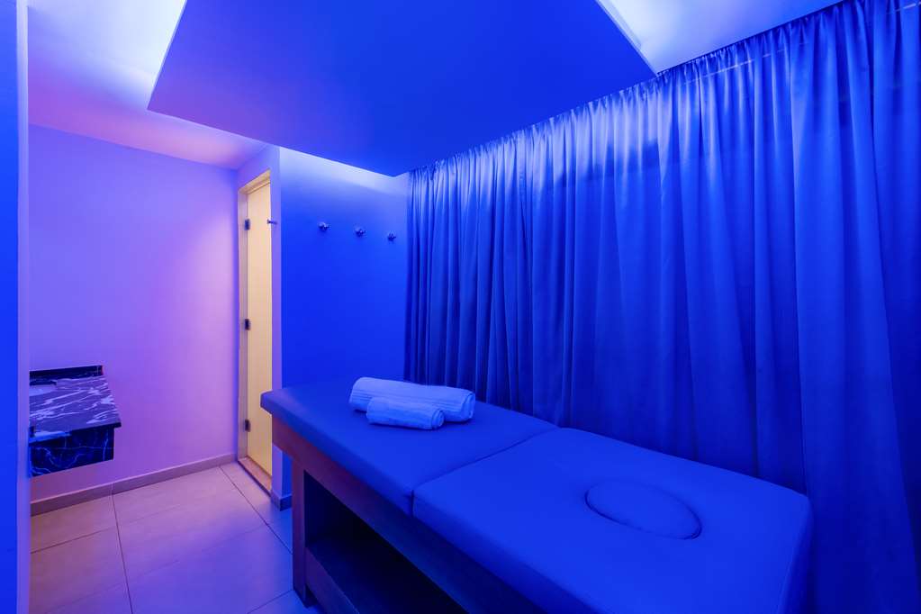 Фото Radisson Blu Resort Taghazout Bay Surf Village