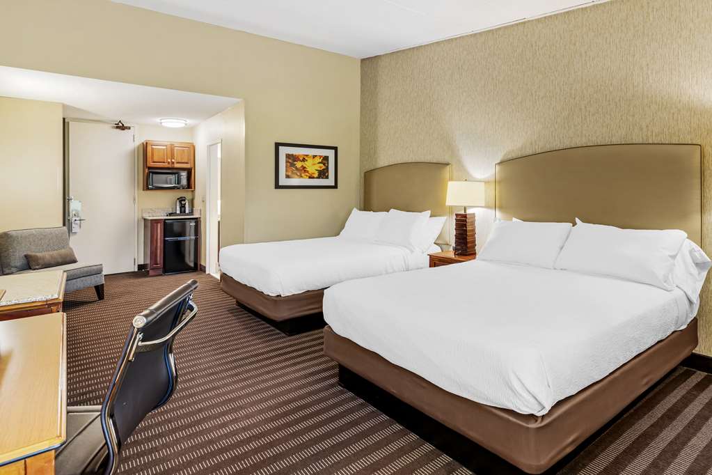 Фото Best Western Springfield Hotel
