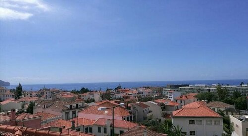 Гостиница Pensão Residencial Vila Teresinha в Фуншале