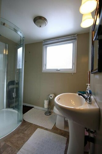 Гостиница Jenny's B&b в Йеллоунайф