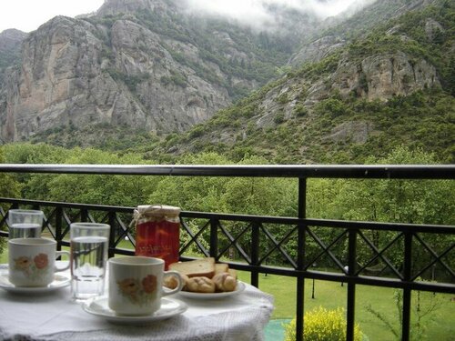 Гостиница Pietra Mare Suites в Патрах