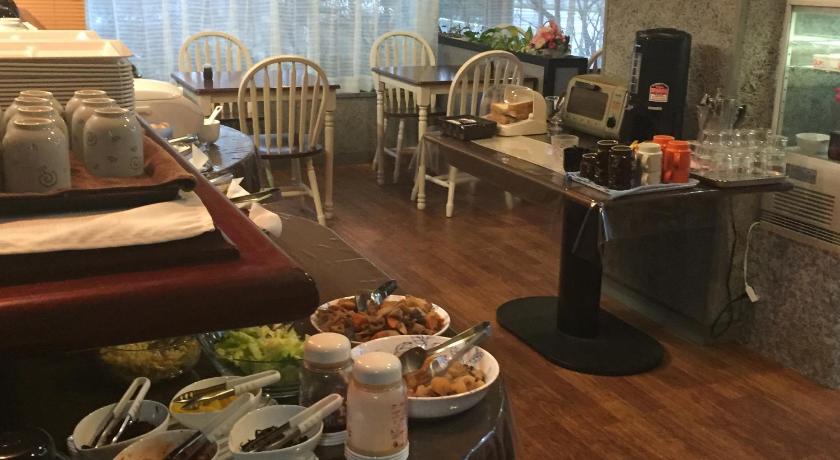 Фото Hotel Niihama Hills