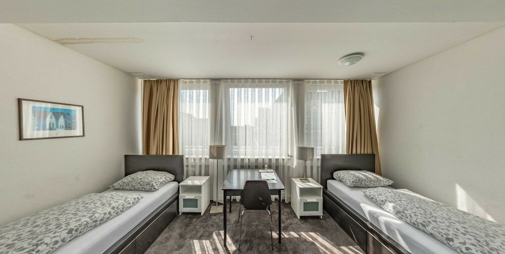 Фото Hotel Bayrischer Hof