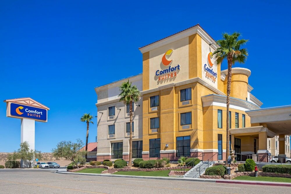 Фото Comfort Suites Barstow near I-15
