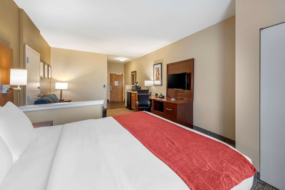Фото Comfort Suites Barstow near I-15