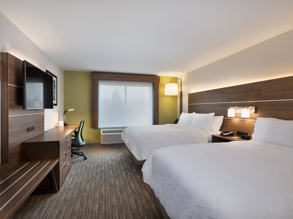 Фото Holiday Inn Express & Suites Salem North - Keizer, an Ihg Hotel