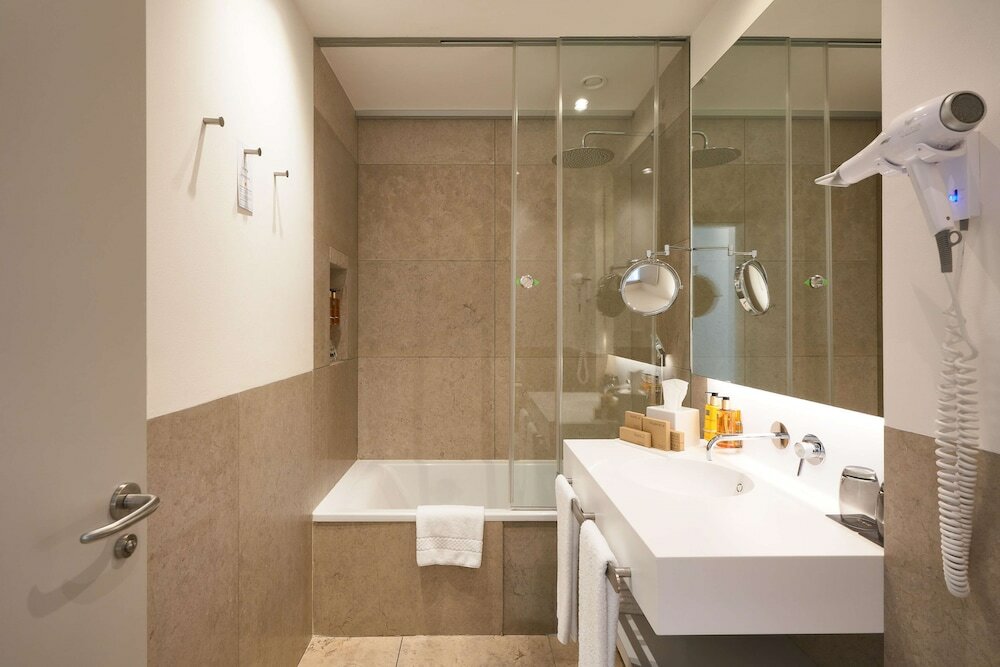 Фото Hotel Kivir