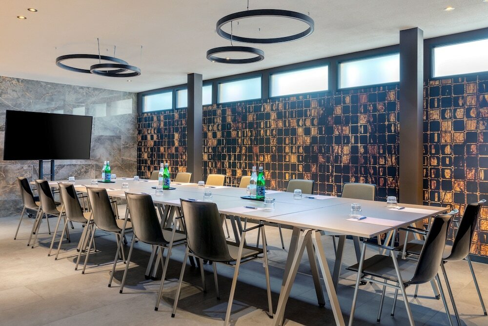 Фото Apollo Hotel Amsterdam, a Tribute Portfolio Hotel