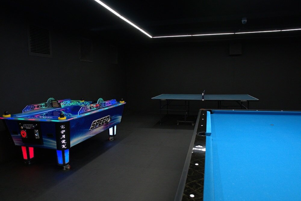 Фото Luxent Hotel