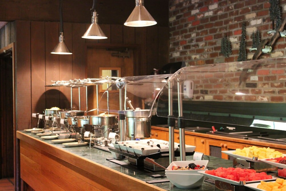 Фото Valley River Inn