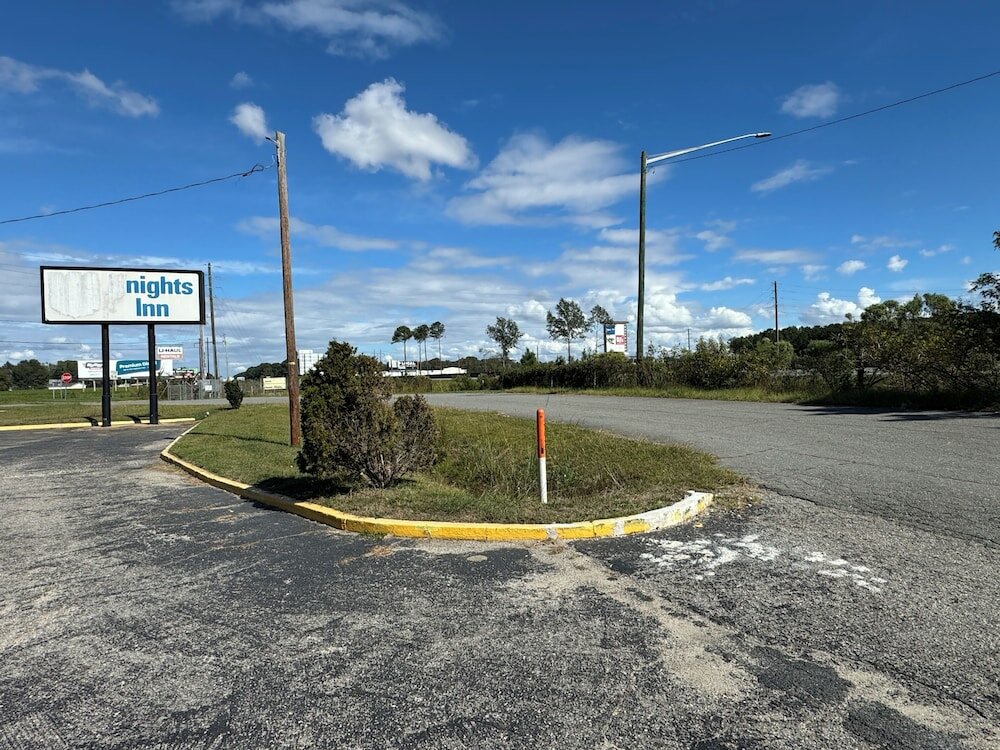 Фото Knights Inn Selma