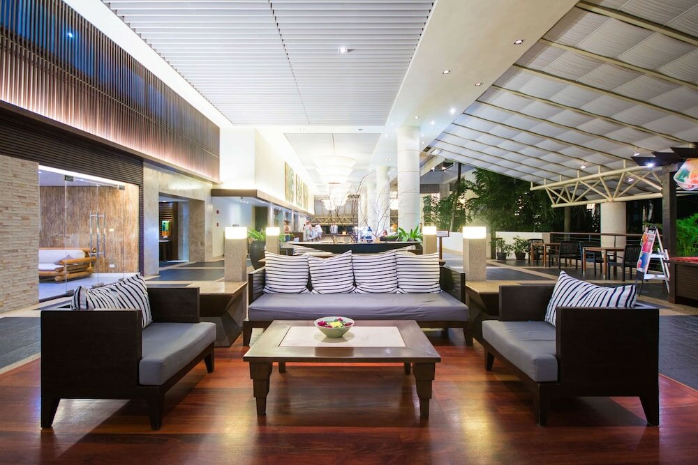 Фото Pullman Phuket Karon Beach Resort