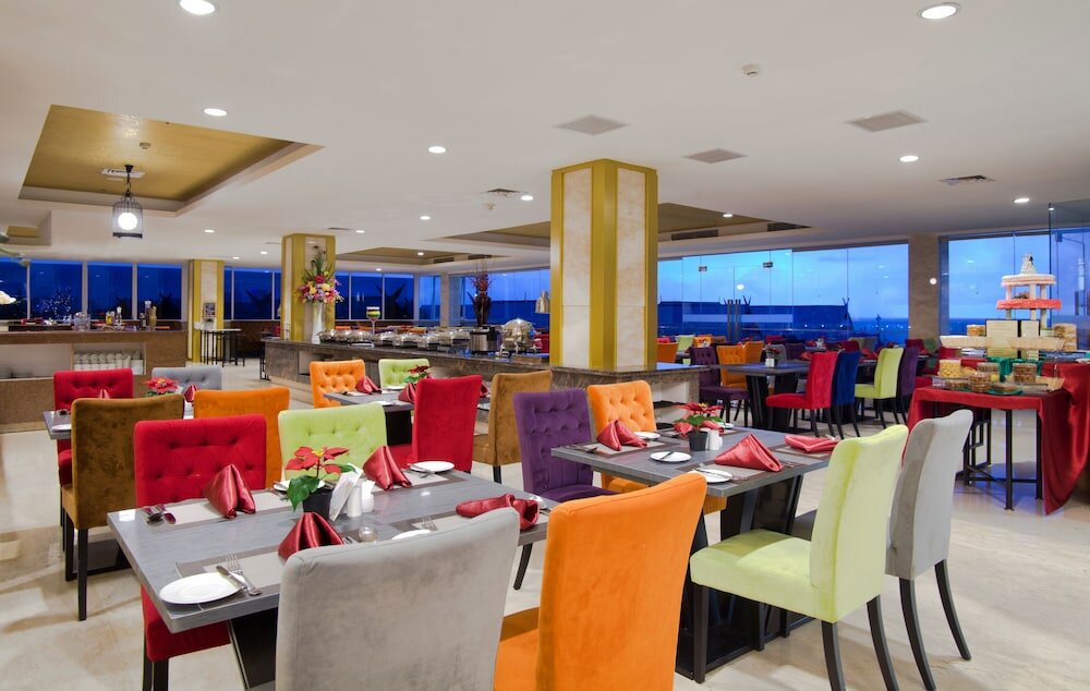 Фото Swiss-Belhotel Makassar