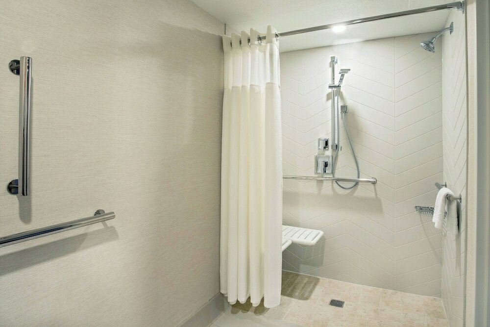 Фото Fairfield Inn by Marriott Bangor