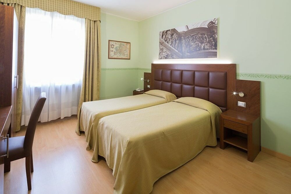 Фото Hotel Terminus & Plaza