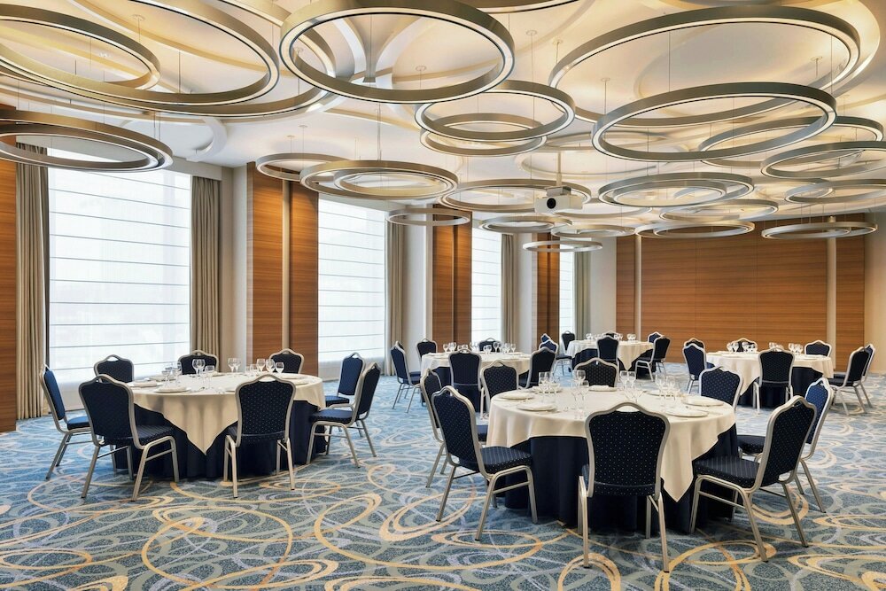 Фото Sheraton Grand Hiroshima Hotel