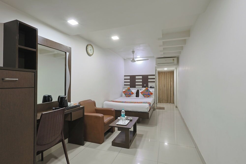 Фото Hotel Ambassador