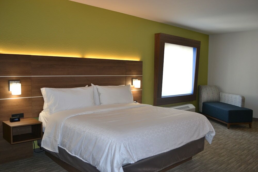 Фото Holiday Inn Express Tallahassee University Central, an Ihg Hotel