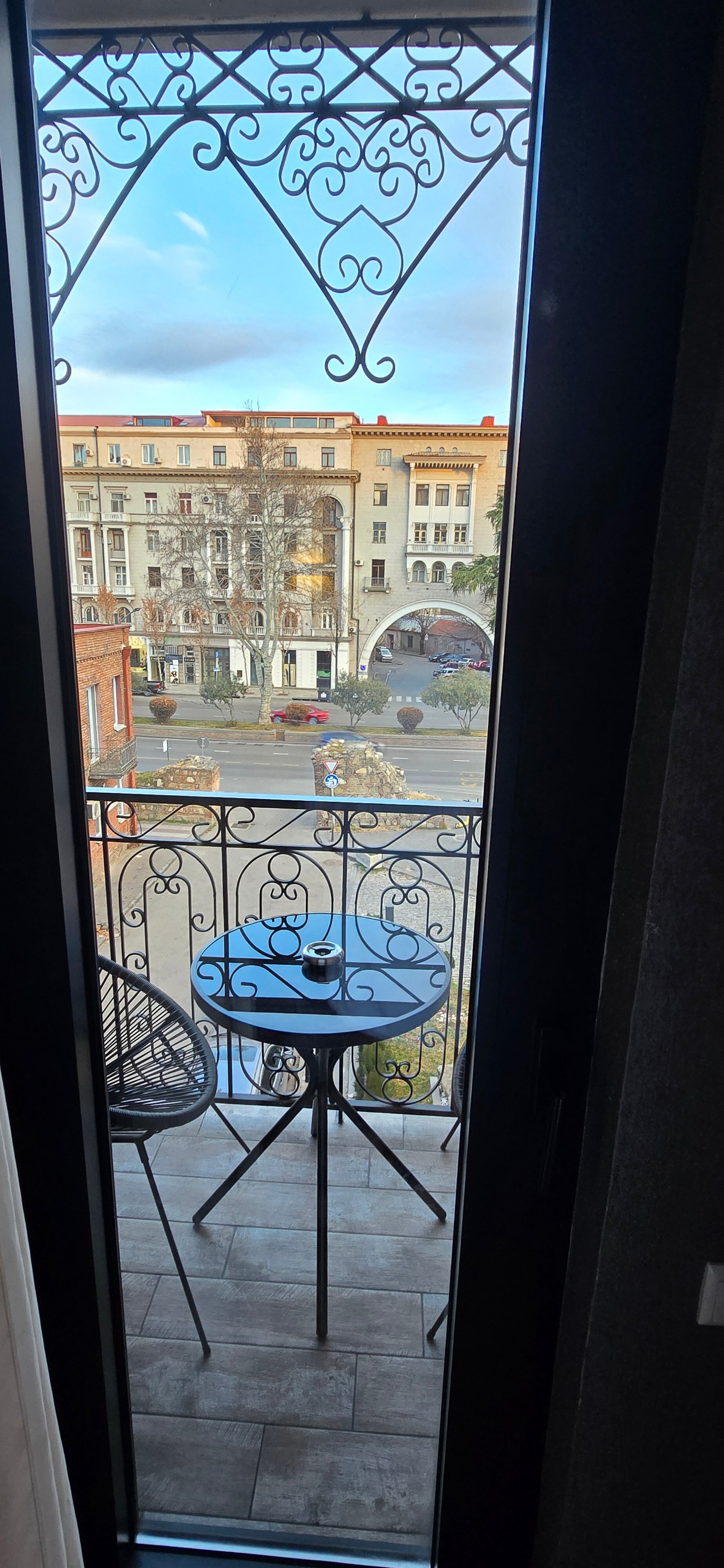 Фото Mukhrantubani Boutique Hotel