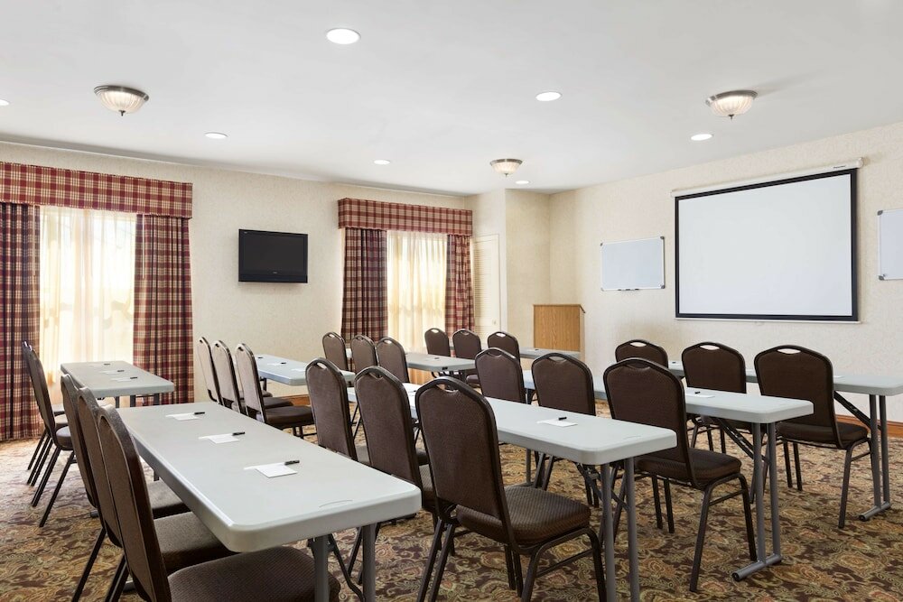 Фото Country Inn & Suites by Radisson, Smyrna, Ga