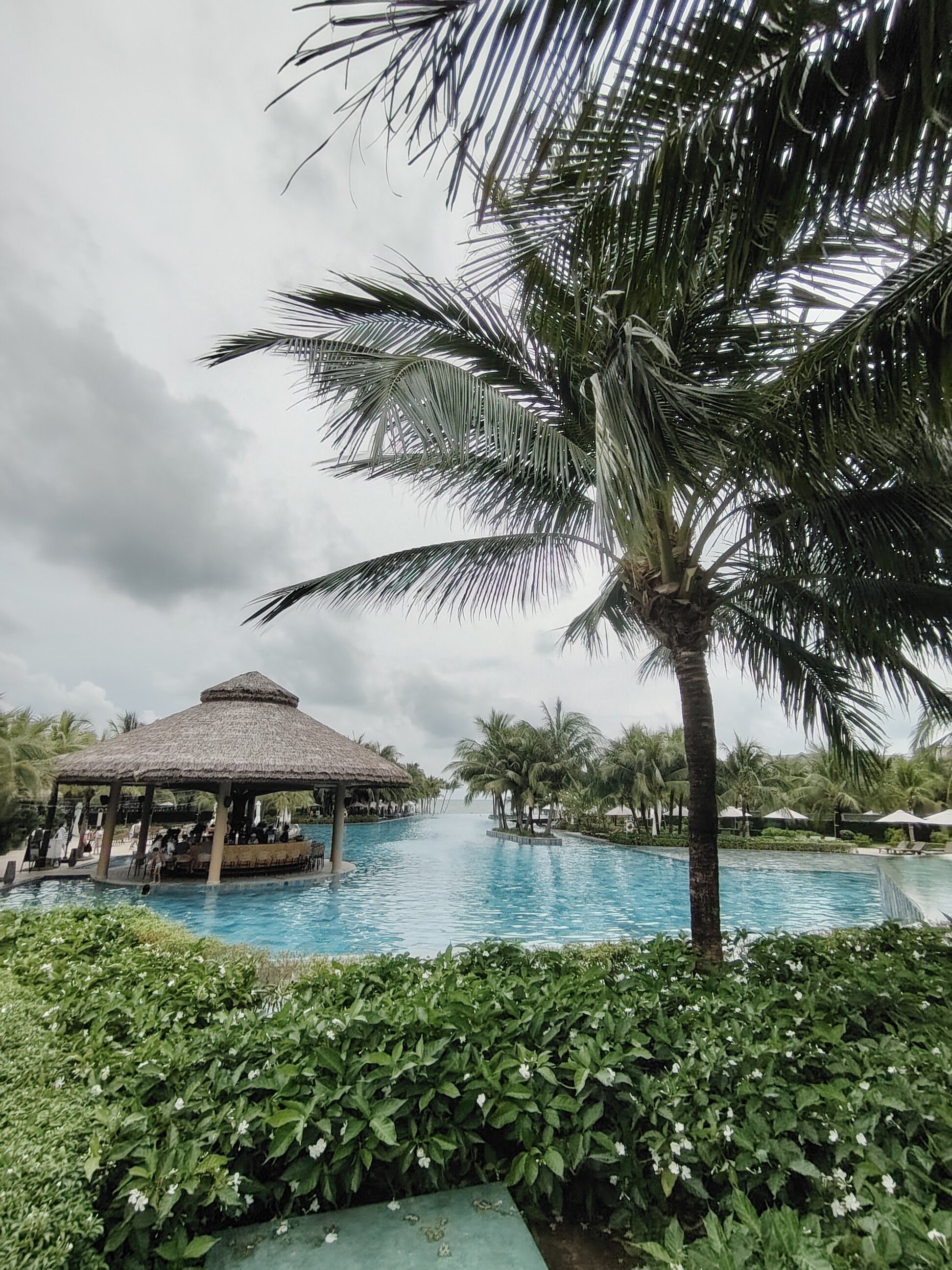 Фото La Festa Phu Quoc Curio Collection by Hilton