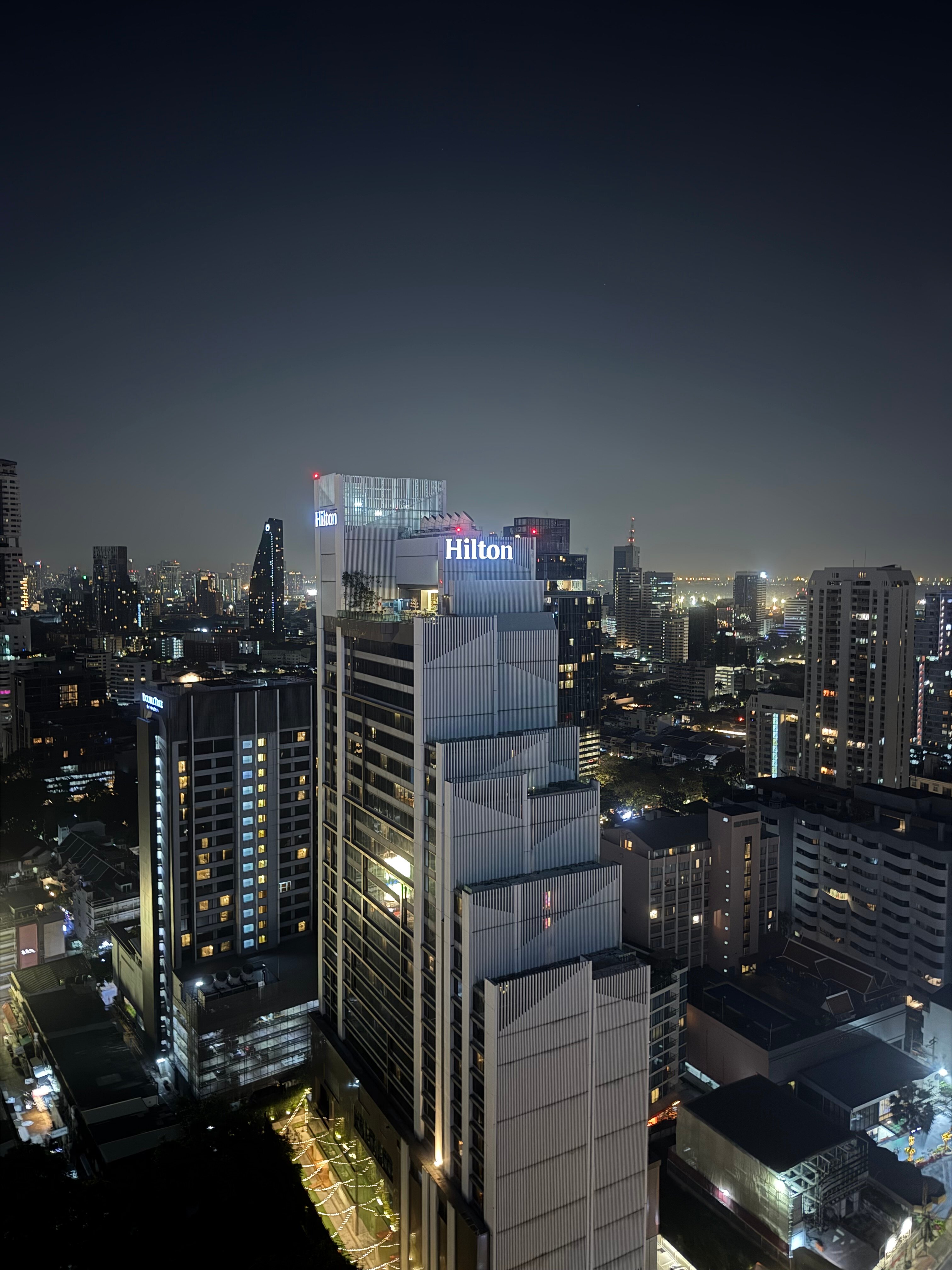 Фото DoubleTree by Hilton Hotel Sukhumvit Bangkok