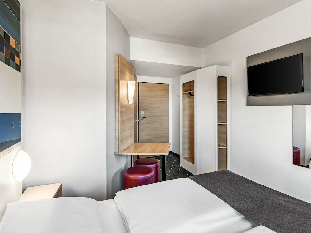 Фото B&b Hotel Hamburg-Altona