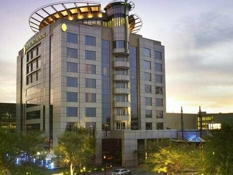 Внешний вид отеля Intercontinental O R Tambo Airport в Городе Метрополитенского Муниципалитете Экурхулени, фото 4