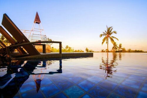 Гостиница Fox Hotel Jimbaran Beach Bali в Джимбаране