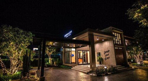 Гостиница Bunprasop Garden Hotel в Накхонситхаммарате