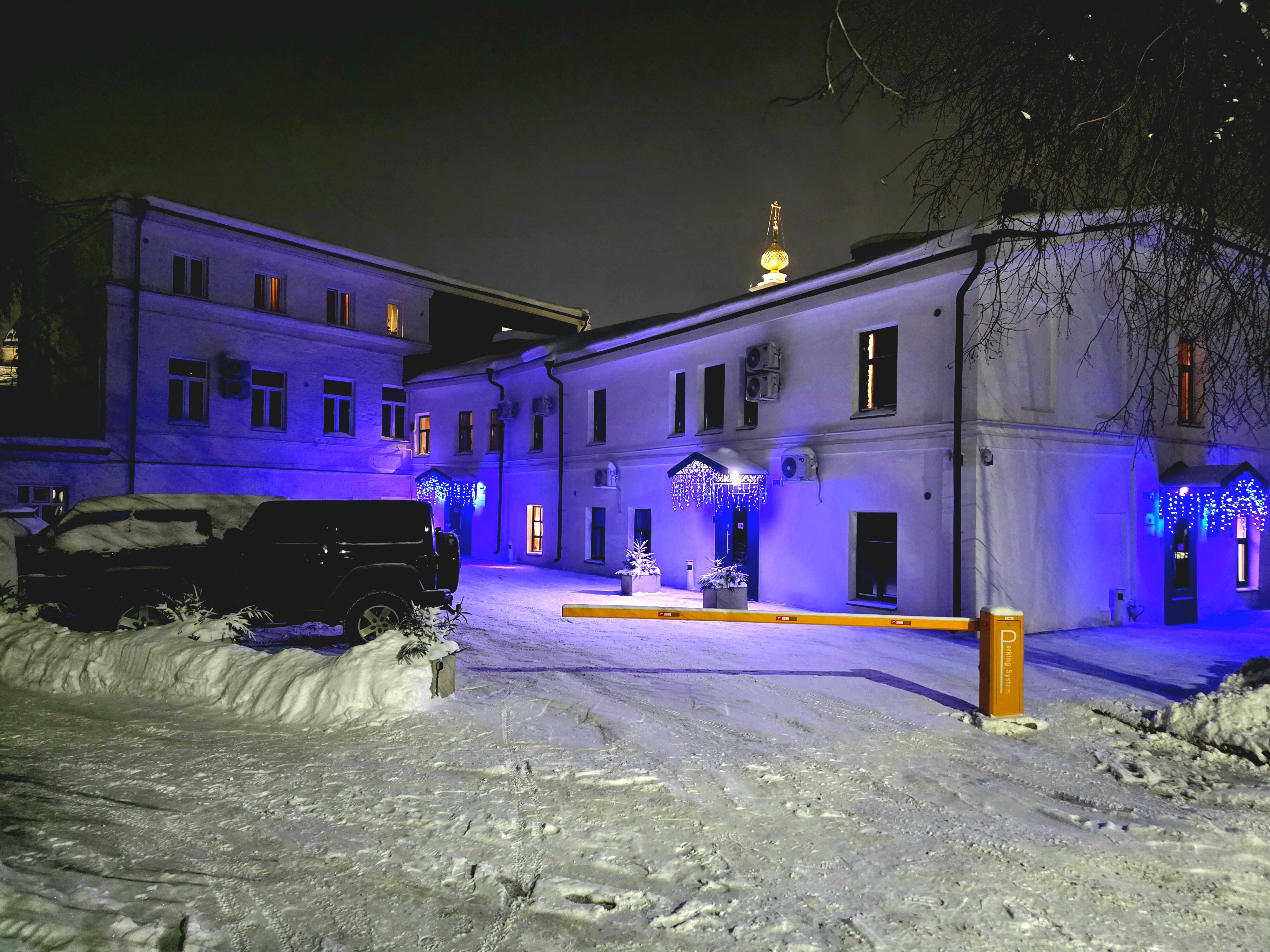 Фото Дом с гаргульями